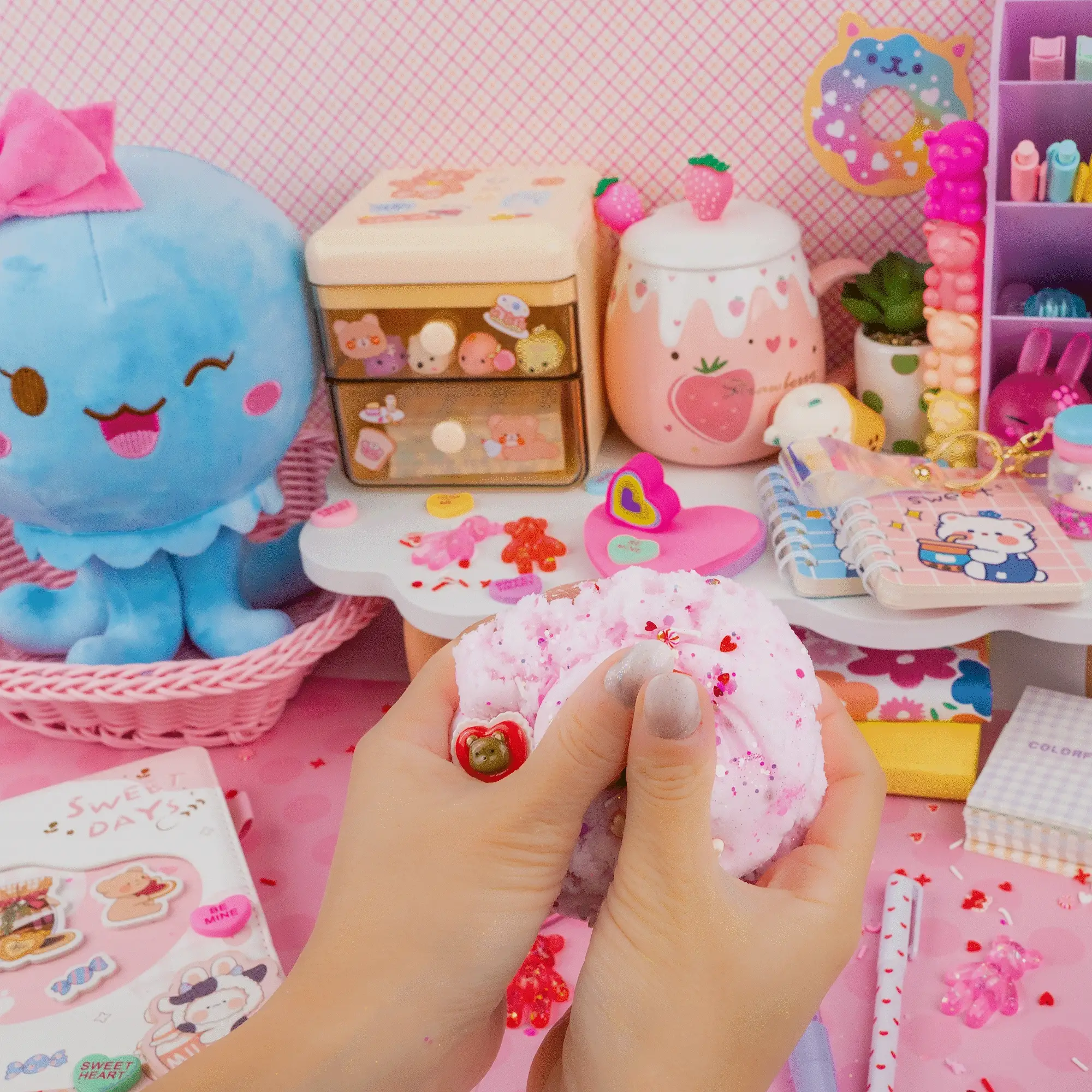 I Love You Beary Much Cloud Signature Dome™ Slime - Image 2